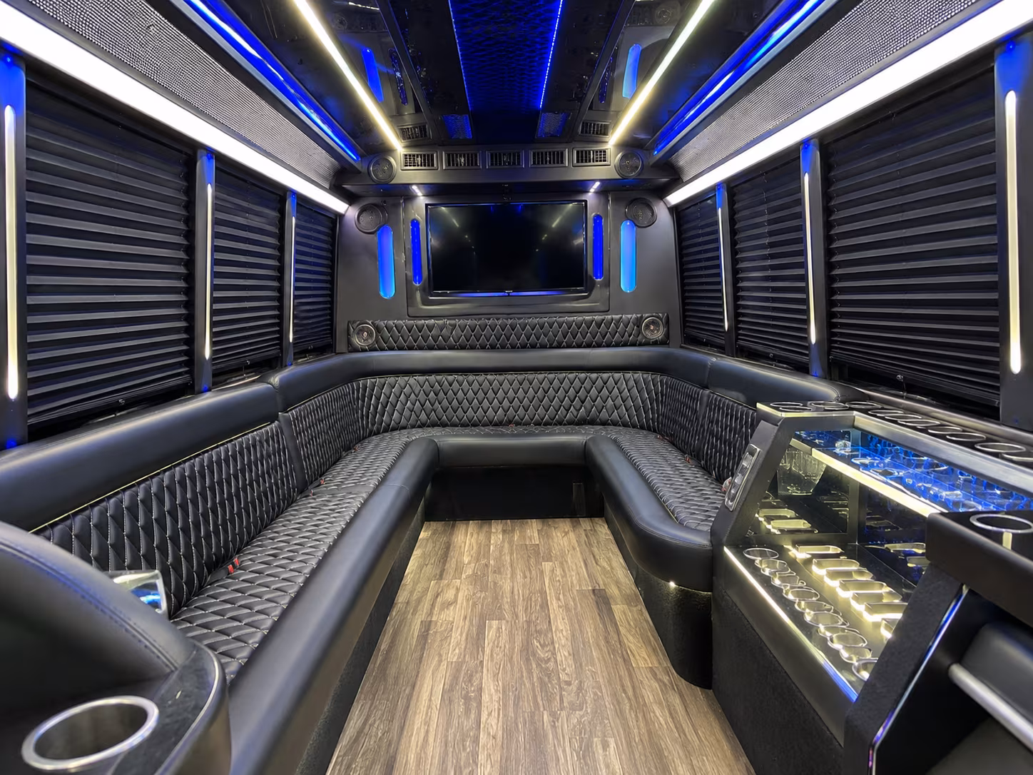 airport transfer buses for convention groups flying into houston