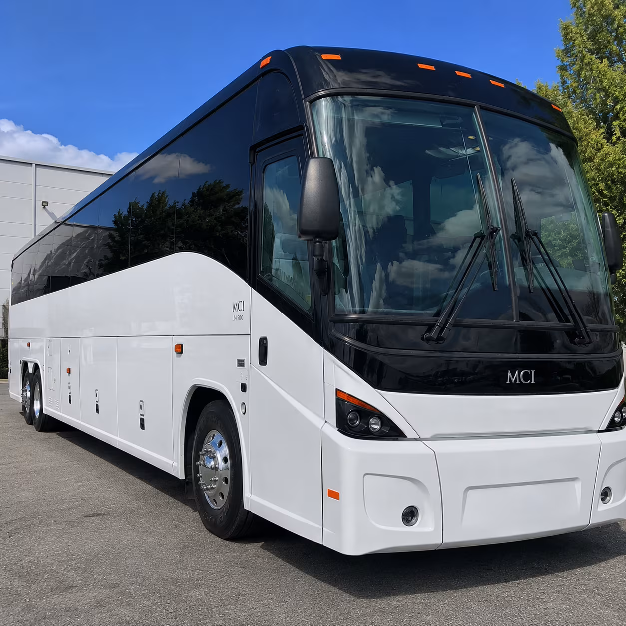 find and book transportation for your next airport transfer 1
