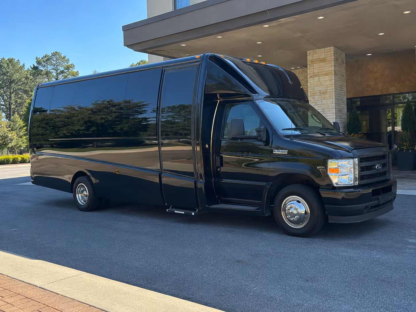 find and book transportation for your next church or religious group 3