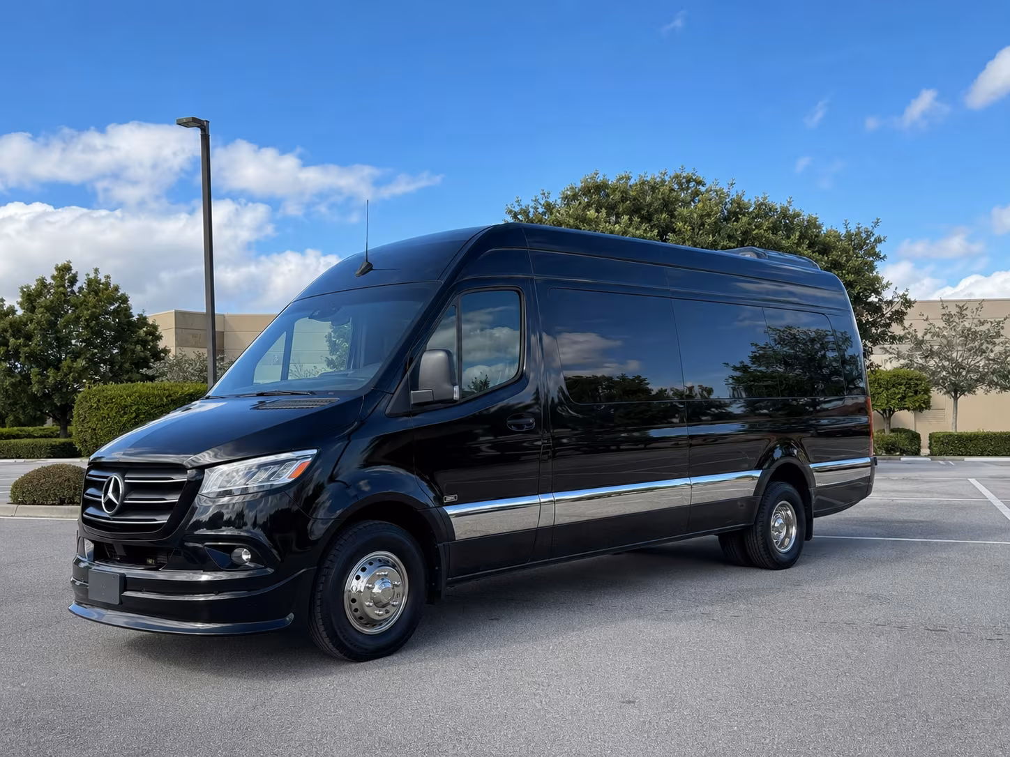 find and book transportation for your next corporate event 1