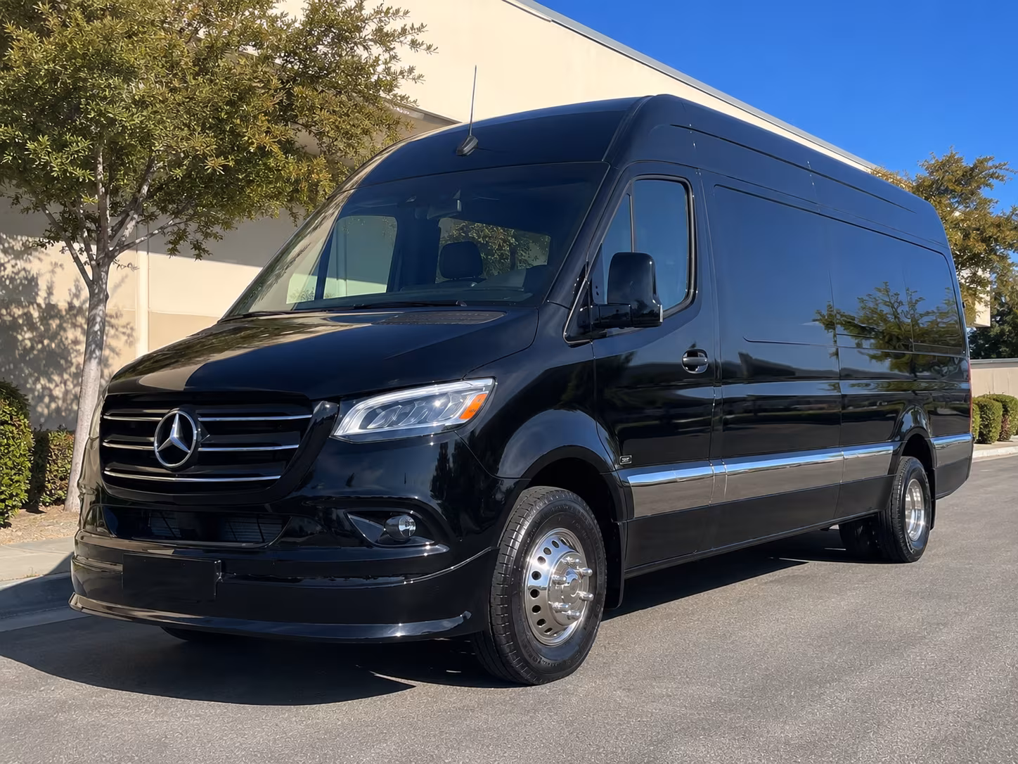 find and book transportation for your next wine tour 2